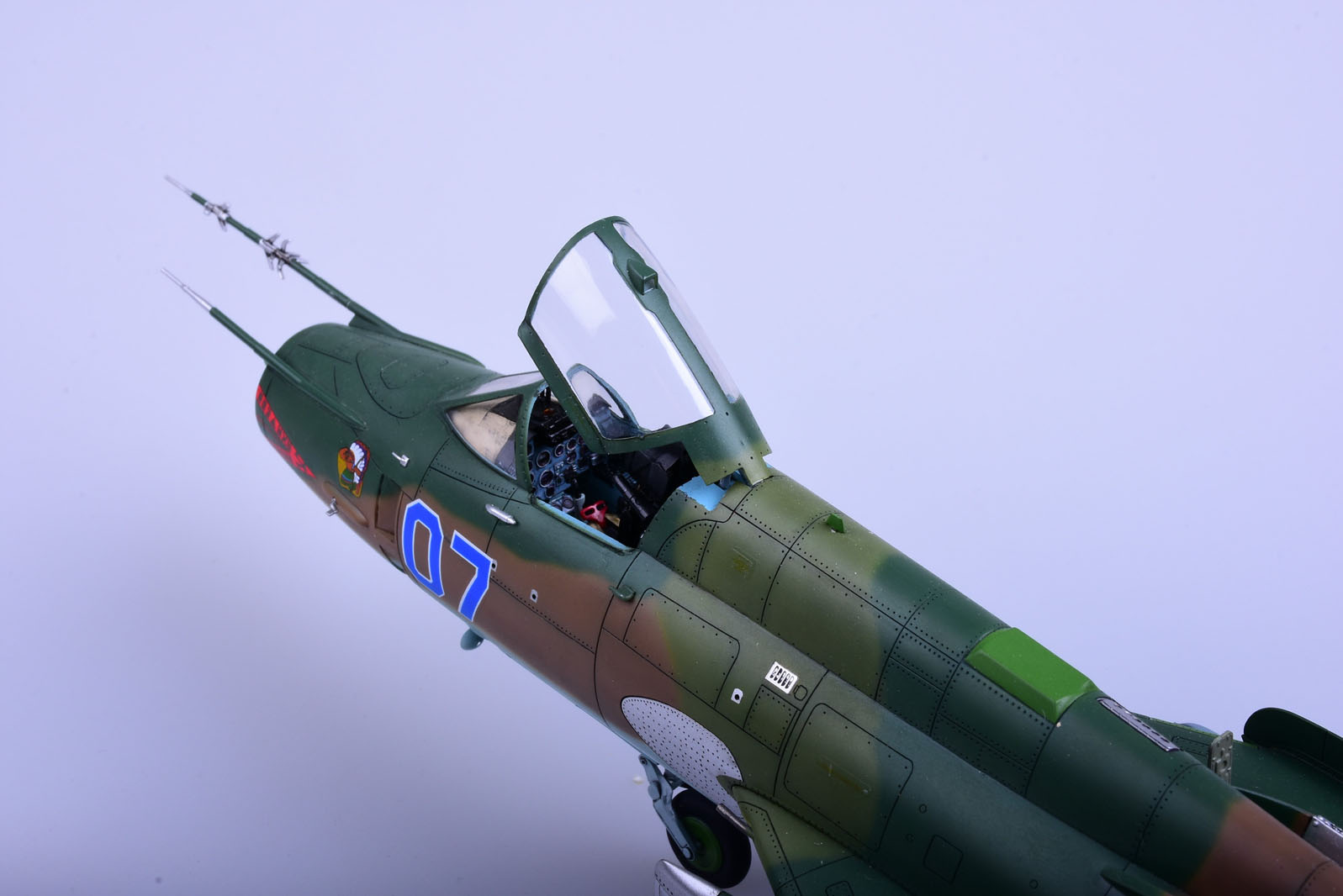 1/48 现代苏联 Su-17 M3/M4 装配匠战斗轰炸机 - 点击图像关闭