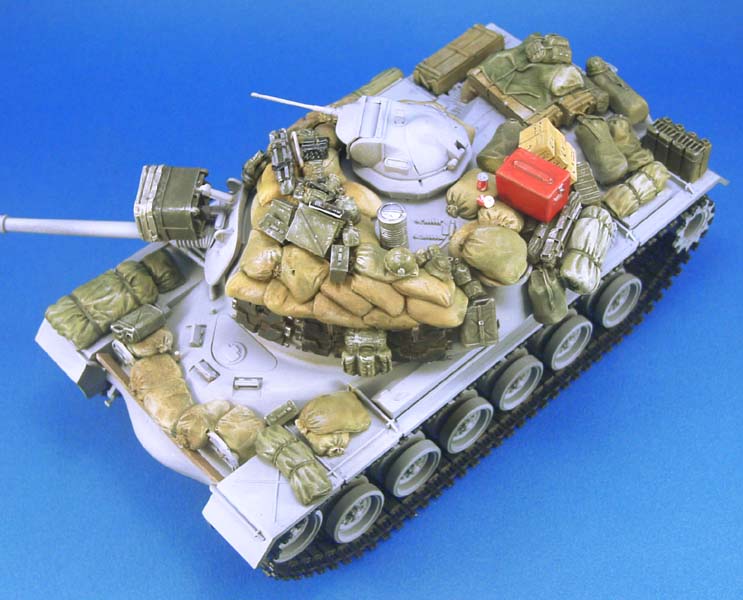 1/35 越战美国 M48A3 巴顿中型坦克堆积物与沙包装甲