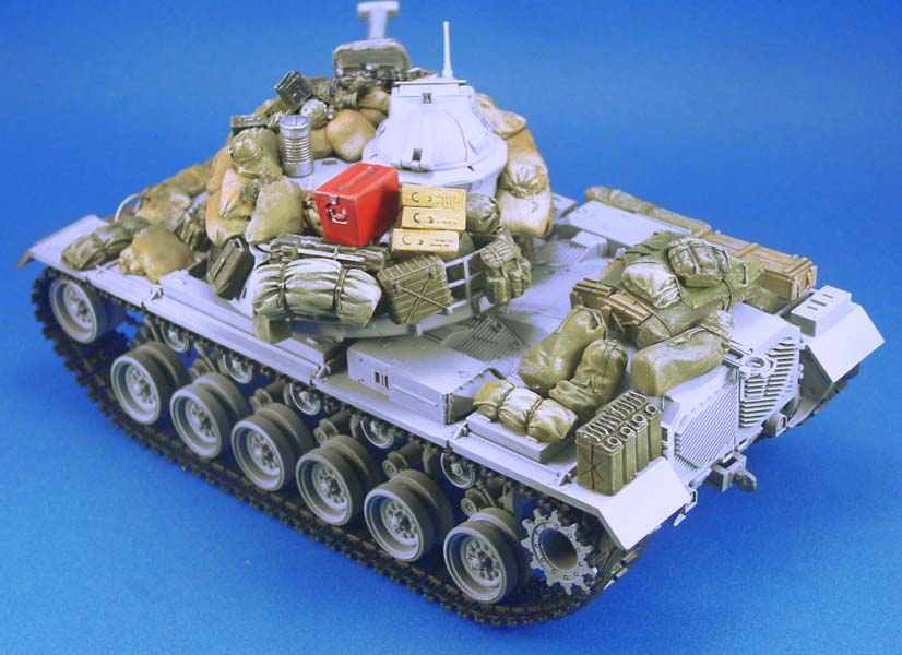 1/35 越战美国 M48A3 巴顿中型坦克堆积物与沙包装甲