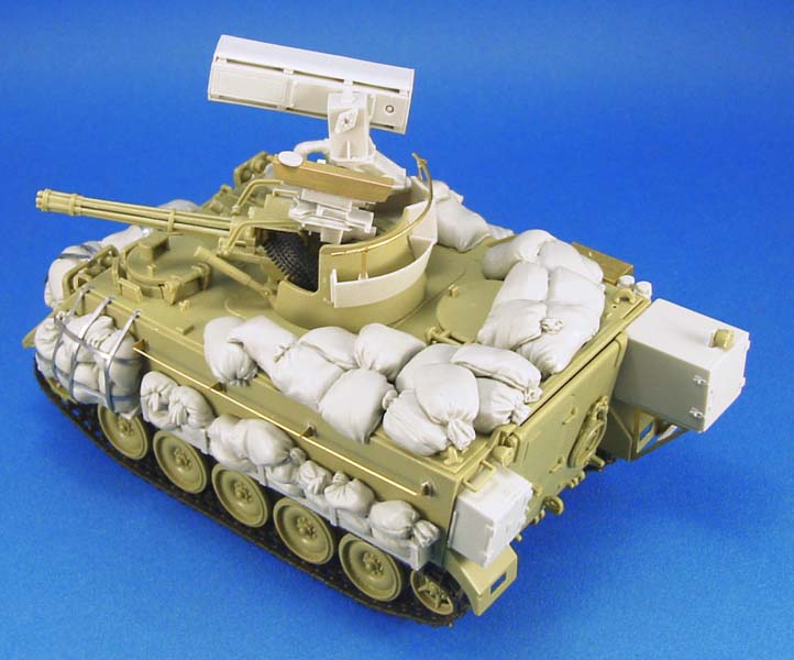 1/35 现代以色列麦克白特防空装甲车改造件与沙包装甲