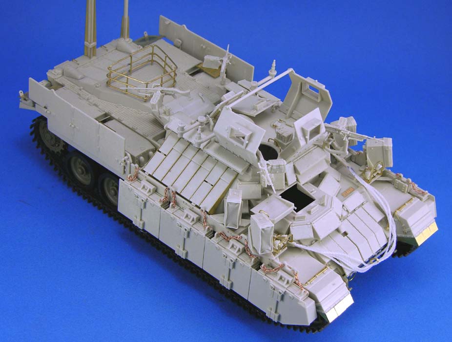 1/35 现代以色列纳格马科恩重型装甲运兵车改造件