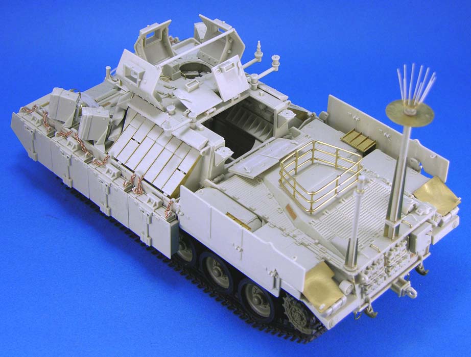 1/35 现代以色列纳格马科恩重型装甲运兵车改造件