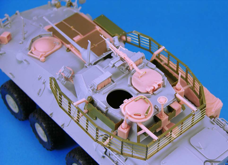 1/35 现代澳大利亚 ASLAV 轮式装甲车战地型改造件