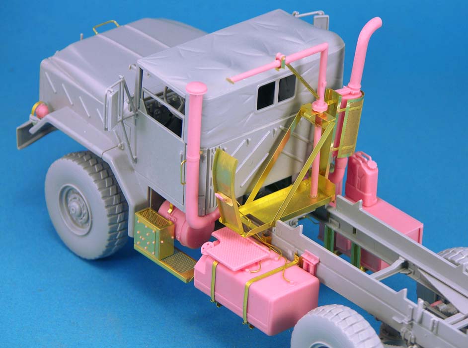 1/35 现代美国 M923 军用卡车细节改造件 1/35 现代美国 M923 军用卡车细节改造件