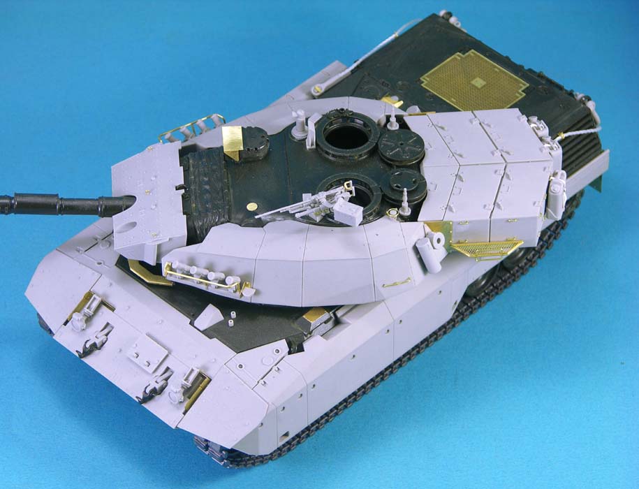 1/35 现代加拿大豹C2 MEXAS主战坦克改造件(配利华/伊达雷利)