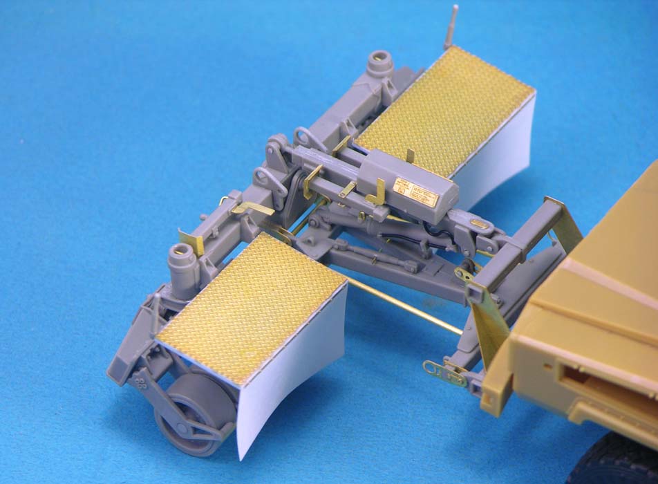 1/35 现代美国 RG-31 防地雷装甲车前置扫雷滚改造件(配天力)