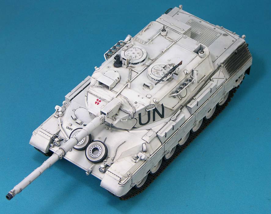 1/35 现代丹麦豹1A5DK主战坦克维和部队型改造件(配Meng Model)