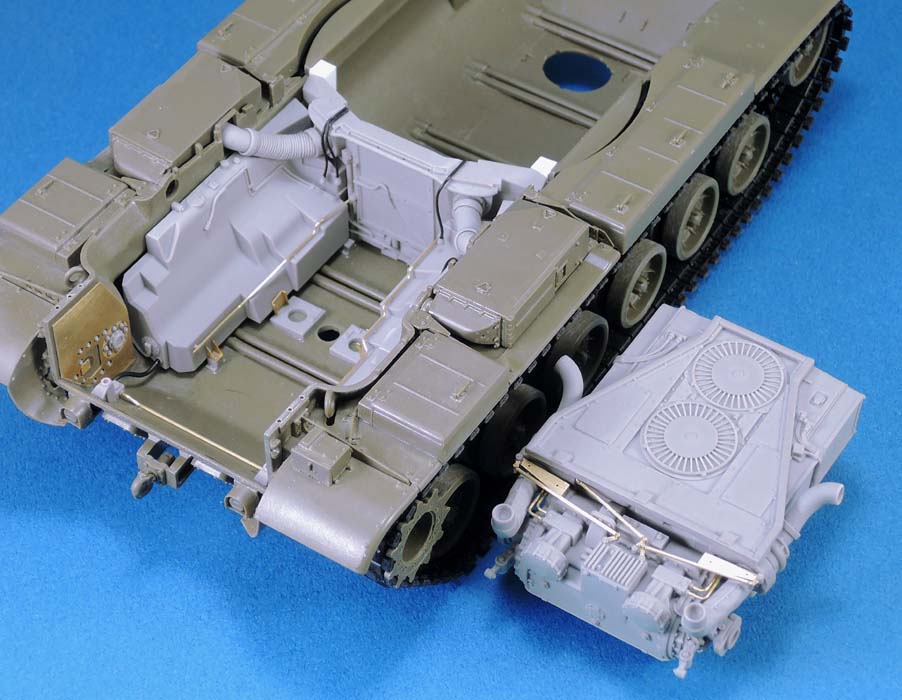 1/35 现代美国 M60 巴顿主战坦克发送机与舱室改造件(配 AFV Club M60 系列) - 点击图像关闭