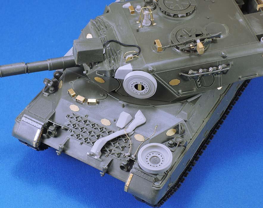 1/35 现代澳大利亚豹AS1主战坦克改造件(配Meng TS-007) - 点击图像关闭