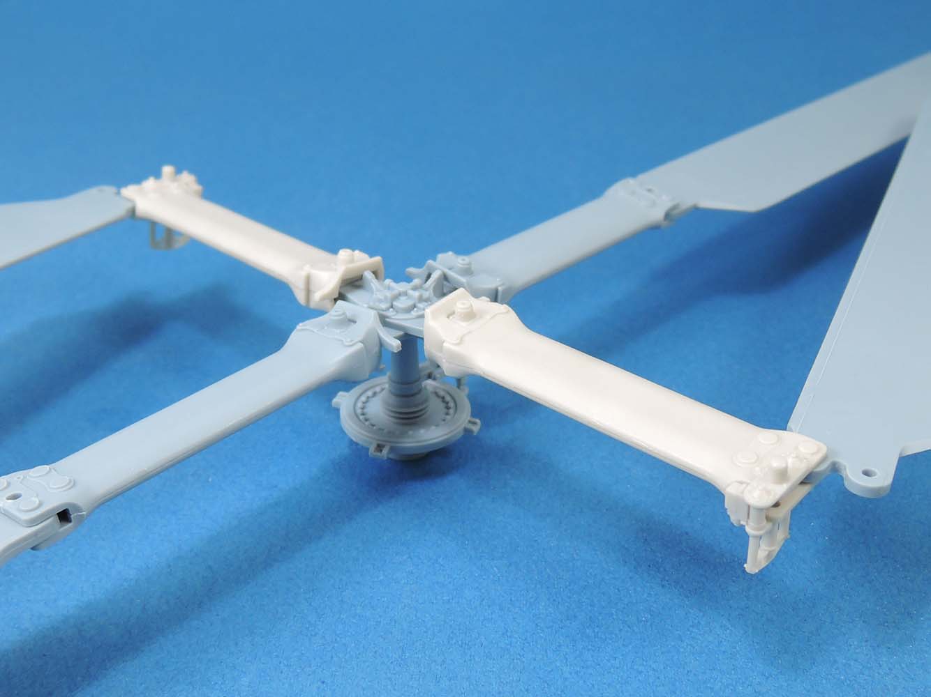 1/35 AH-1Z 超级眼镜蛇武装直升机旋翼折叠改造件(配爱德美)