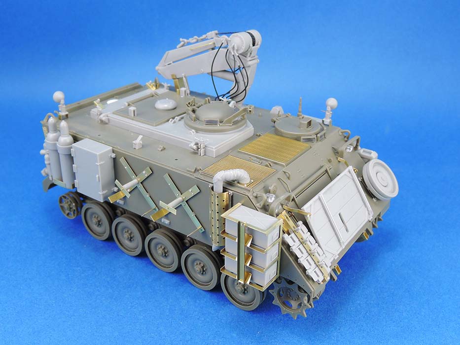 1/35 现代以色列 M113 装配匠装甲抢救车改造件 - 点击图像关闭