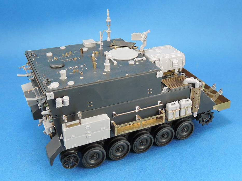 1/35 现代以色列 M577 穆加夫装甲指挥车后期型改造件(配田宫)