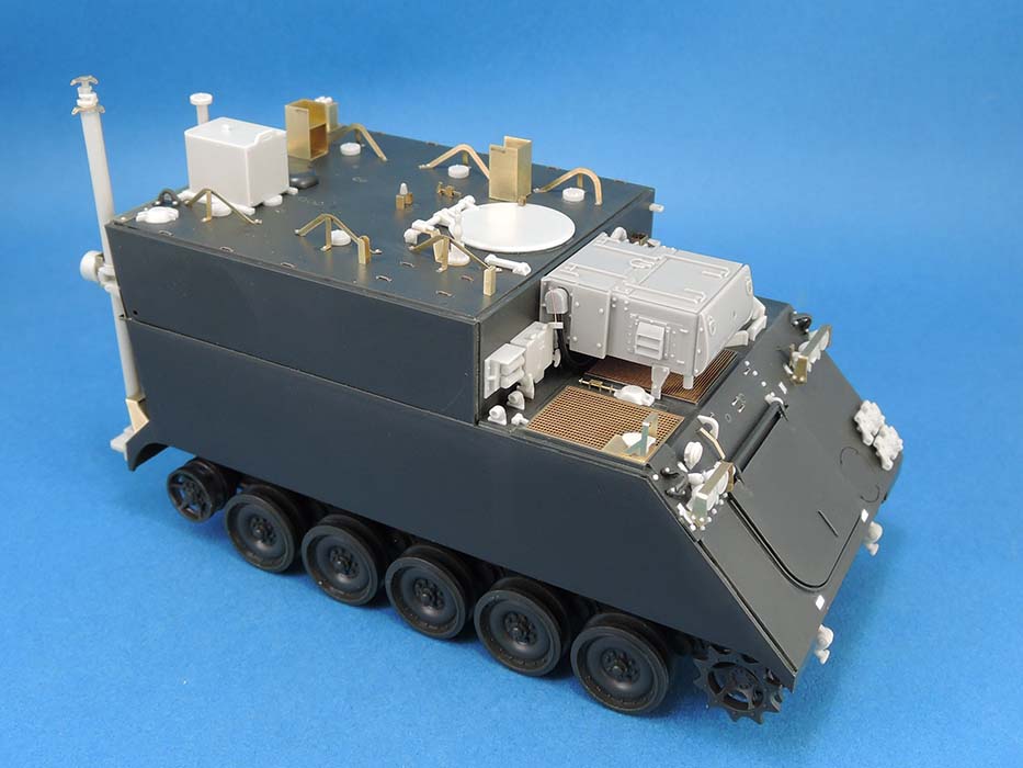 1/35 现代美国 M1068A3 履带装甲指挥车改造件(配田宫M577)