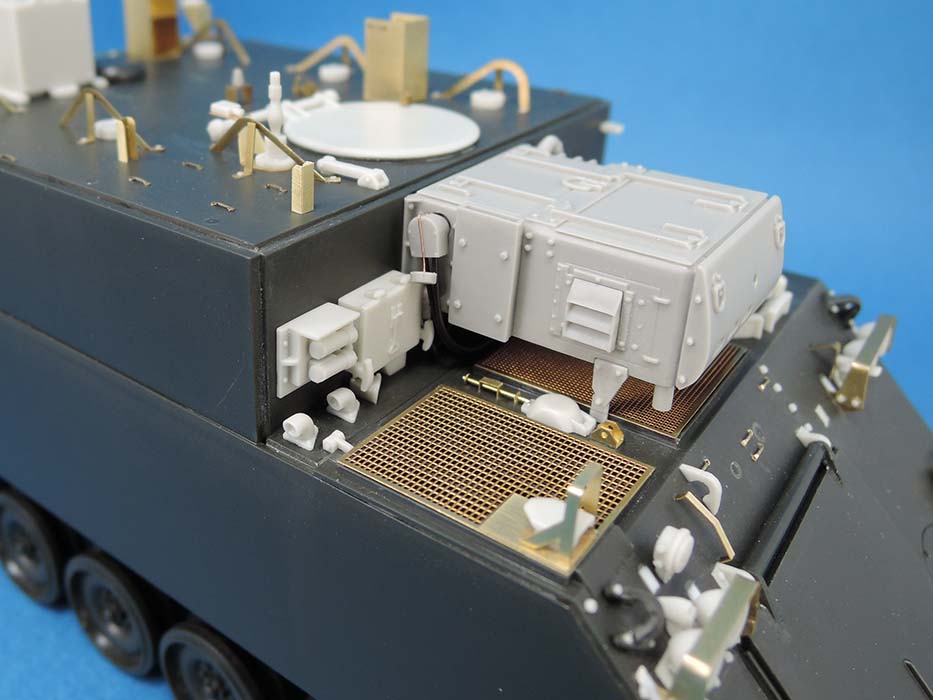 1/35 现代美国 M1068A3 履带装甲指挥车改造件(配田宫M577) - 点击图像关闭