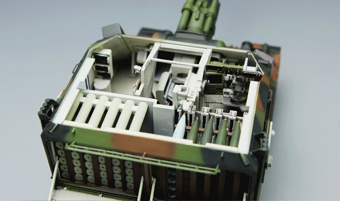 1/35 现代法国 AUF1 155mm 自行榴弹炮