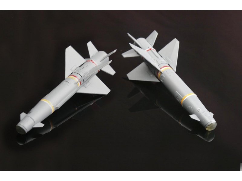 1/48 AGM-142 突眼空对地导弹与数据链吊舱 - 点击图像关闭