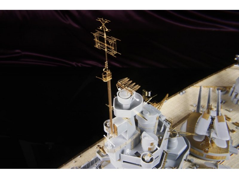 1/200 二战英国罗德尼号战列舰改造蚀刻豪华套装 - 点击图像关闭