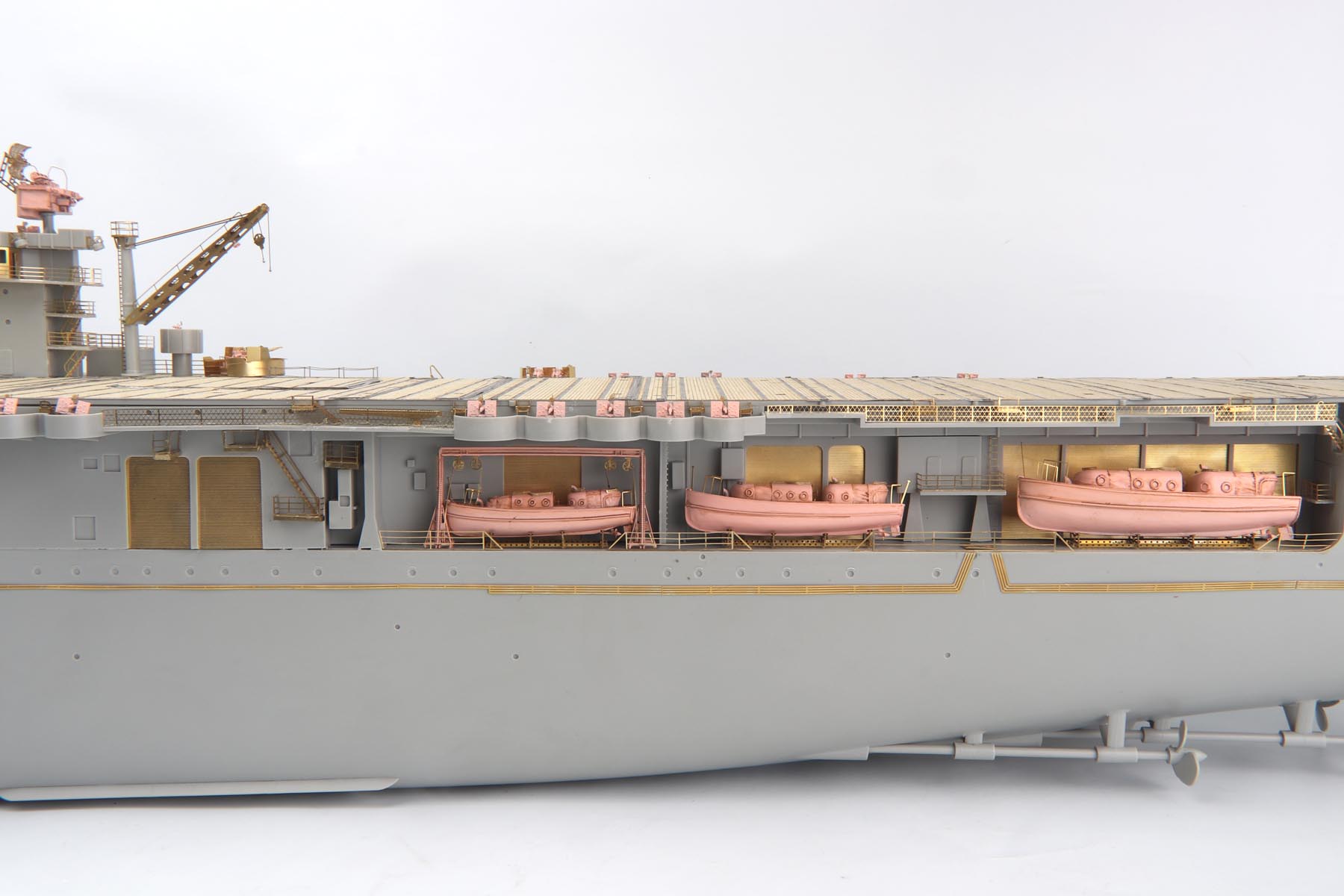 1/200 二战美国 CV-6 企业号航空母舰改造蚀刻豪华套装与木甲板(配小号手) - 点击图像关闭