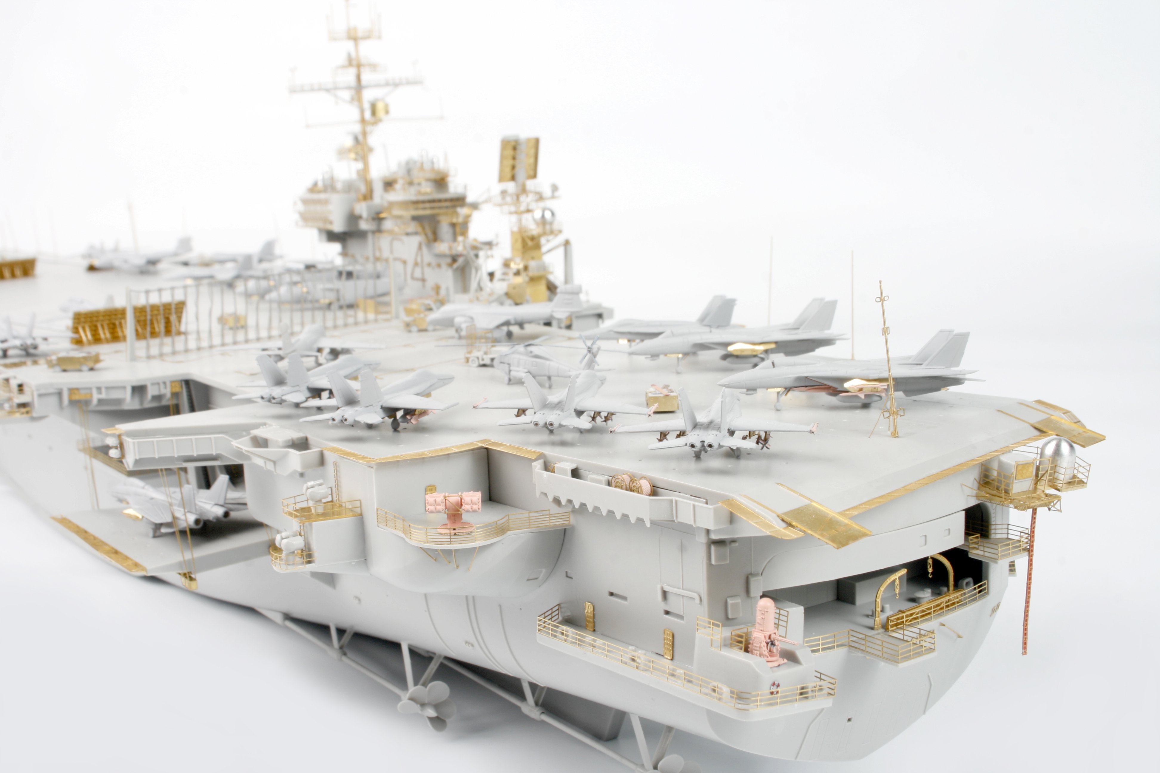 1/350 现代美国 CV-64 星座号航空母舰改造蚀刻豪华套装(配小号手)