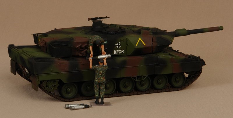 1/35 现代德国国防军坦克兵弹药填充