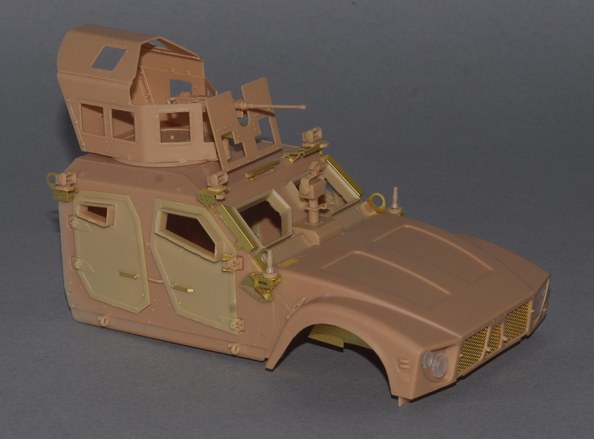 1/35 现代美国 M-ATV 防地雷反伏击装甲车