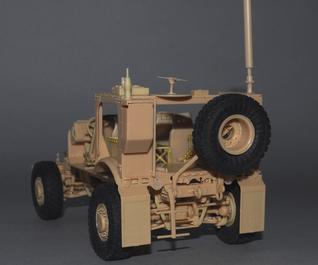 1/35 现代美国 M-ATV 防地雷反伏击装甲车 - 点击图像关闭