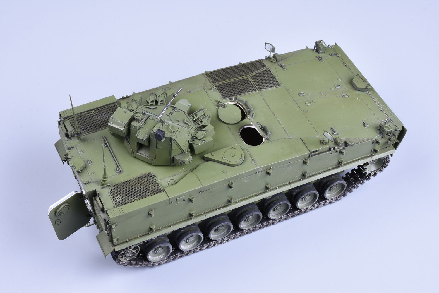 1/35 现代俄罗斯库尔干人-25型步兵战车