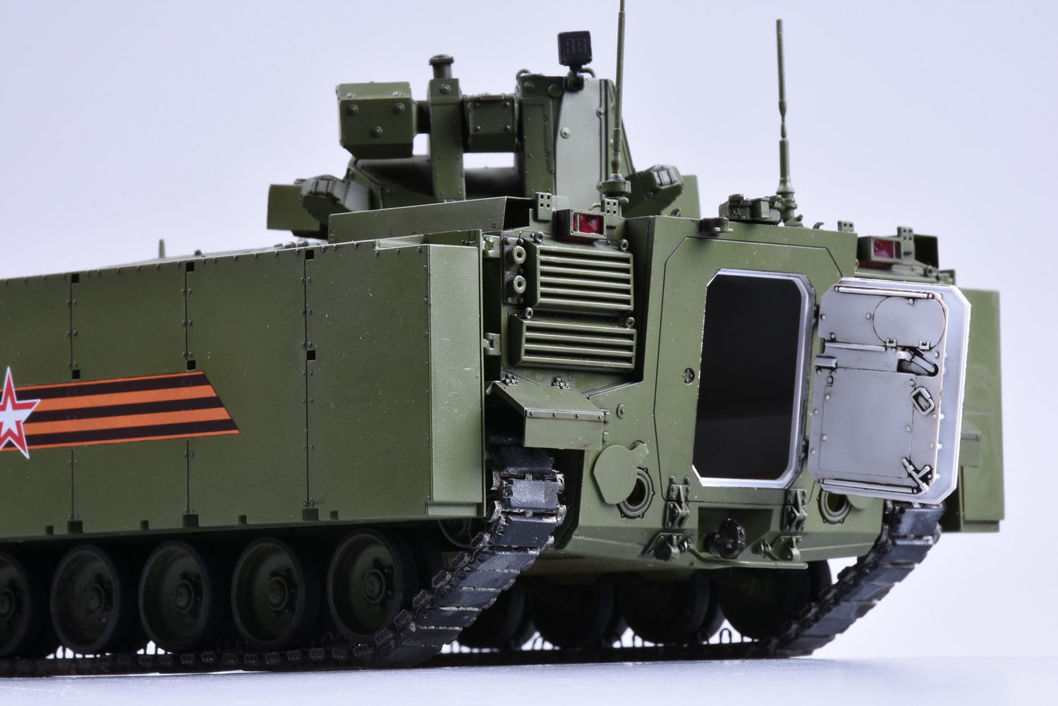 1/35 现代俄罗斯库尔干人-25型步兵战车