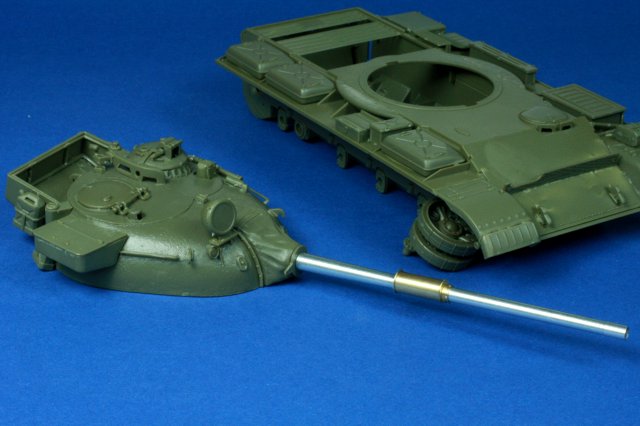 1/35 Ti-67 蒂朗, M60 巴顿主战坦克 105mm M68 金属炮管