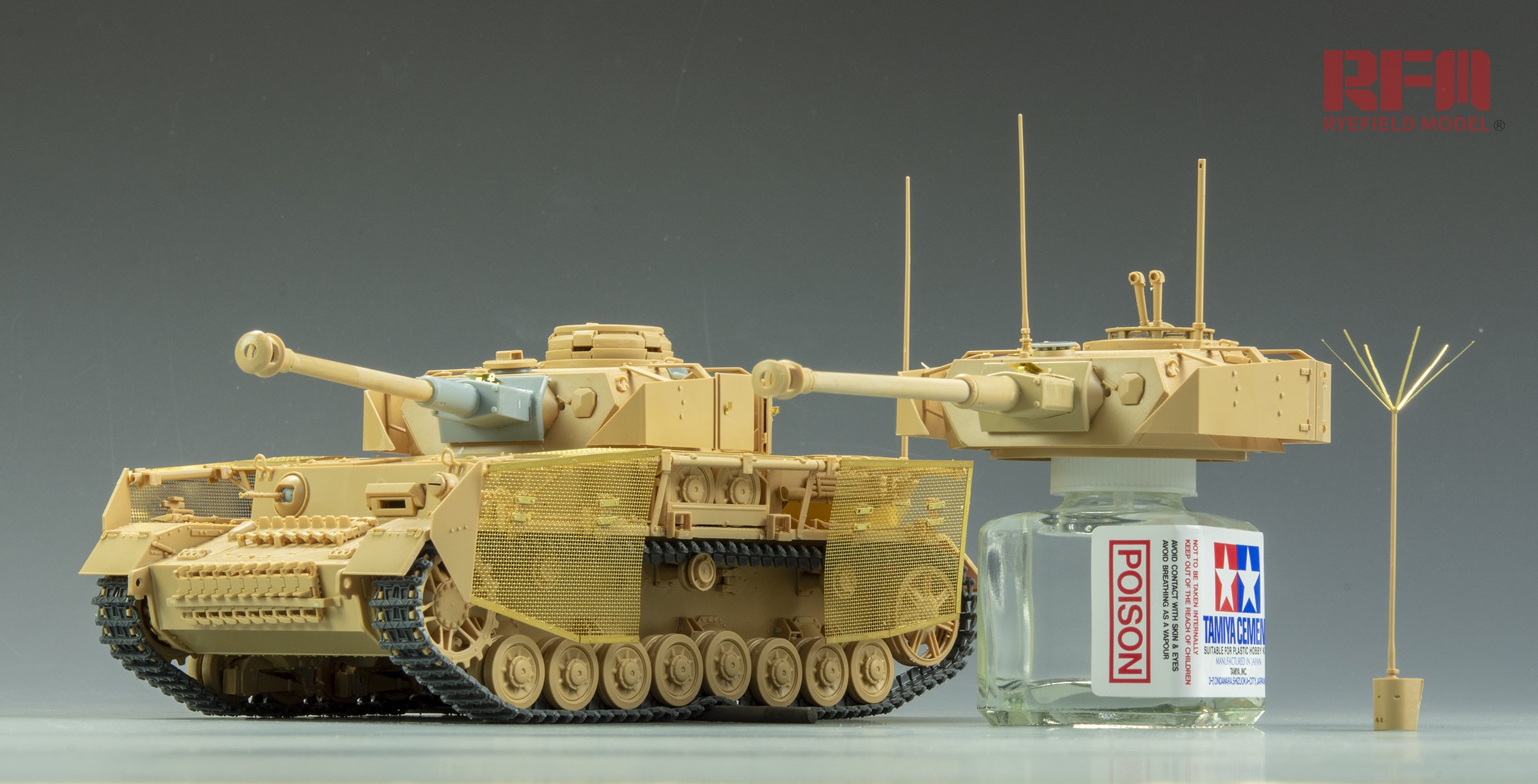 1/35 二战德国四号战车J型后期生产型 - 点击图像关闭