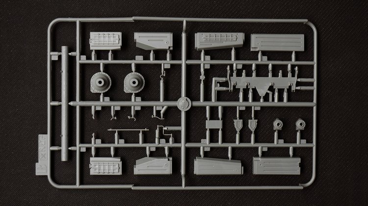 1/35 现代俄罗斯 T-80U 主战坦克 - 点击图像关闭