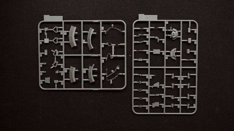 1/35 现代俄罗斯 T-80U 主战坦克 - 点击图像关闭