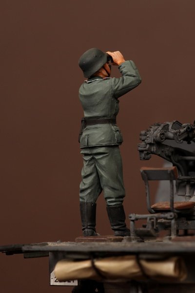 1/35 二战德国防空炮兵士官 - 点击图像关闭