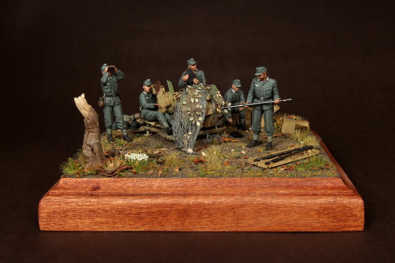 1/35 二战德国防空炮兵小队1944-45年(5人) 1/35 二战德国防空炮兵小队1944-45年(5人)