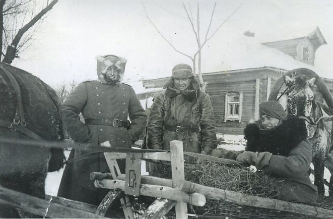1/35 二战德国步兵与马匹雪橇