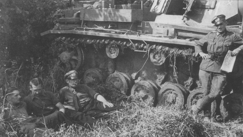 1/35 二战德国军官1941年 - 点击图像关闭