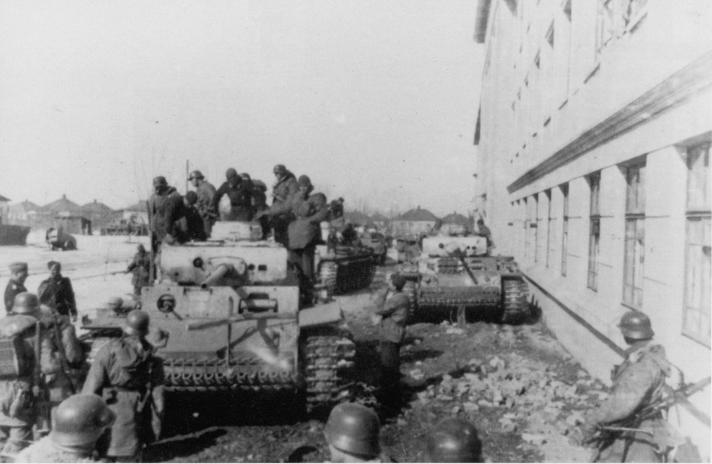 1/35 二战德国士兵组(1)"库尔斯克1943年"