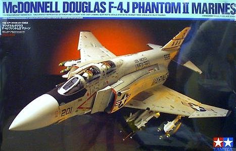 1/32 现代美国 F-4J 鬼怪II战斗机