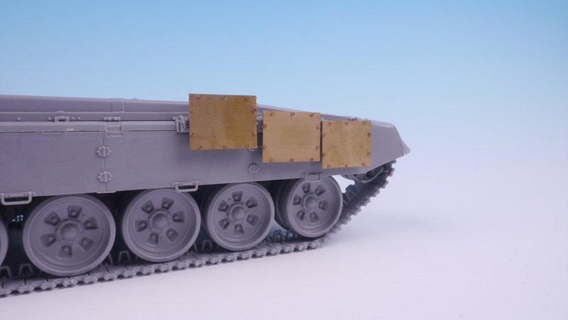 1/35 现代俄罗斯 T-90A 主战坦克改造蚀刻片(配红星) - 点击图像关闭