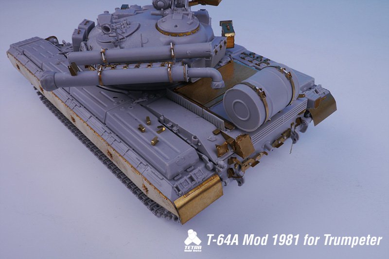 1/35 现代苏联 T-72B 主战坦克1990年型改造蚀刻片(配小号手)