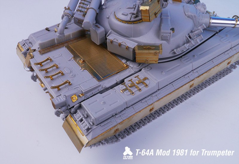 1/35 现代苏联 T-72B 主战坦克1990年型改造蚀刻片(配小号手)