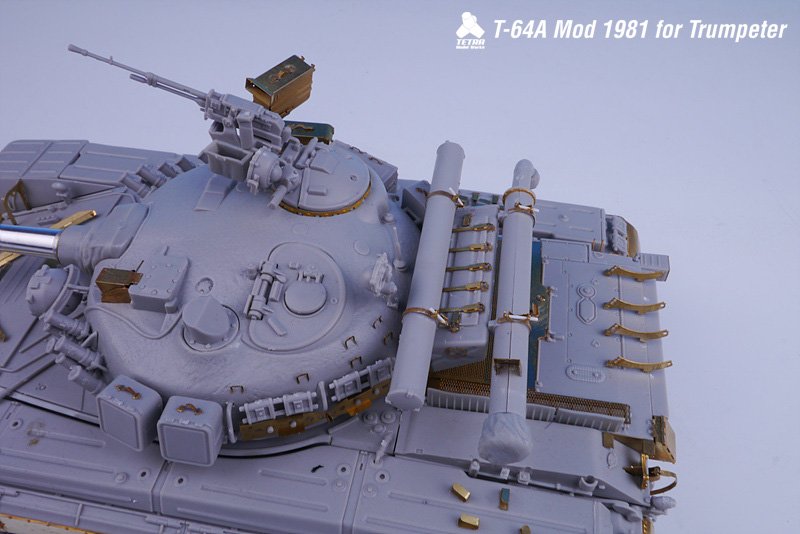 1/35 现代苏联 T-72B 主战坦克1990年型改造蚀刻片(配小号手)