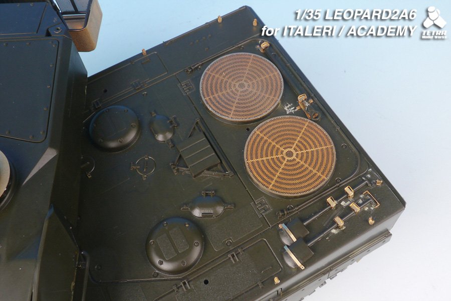 1/35 现代德国豹2A6主战坦克改造蚀刻片(配伊达雷利/爱德美) - 点击图像关闭
