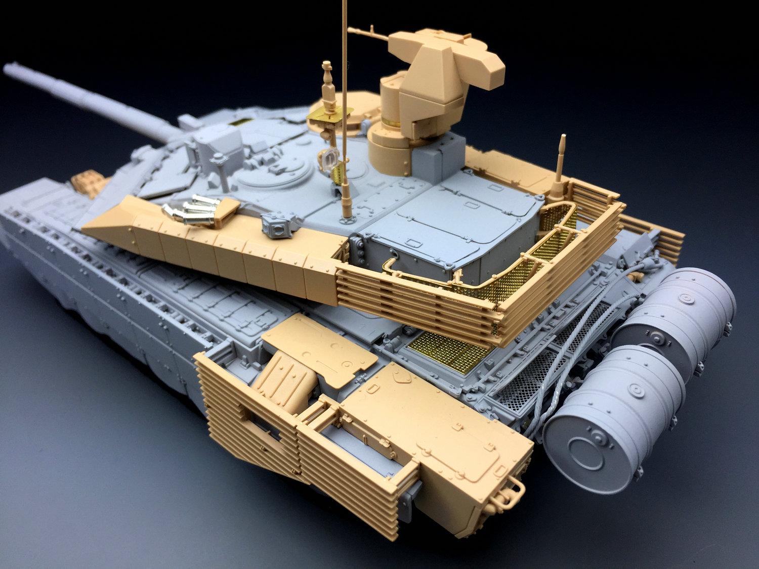 1/35 现代俄罗斯 T-90MS 主战坦克2013-15年型 - 点击图像关闭