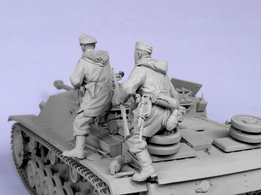 1/35 二战德国党卫军装甲掷弹兵组(3)"哈尔科夫, 1943年冬季" - 点击图像关闭