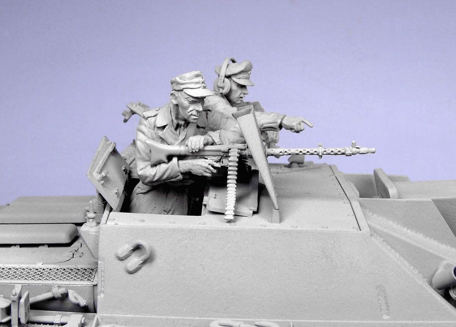 1/35 二战德国突击炮乘员组"1943-45年夏季" - 点击图像关闭