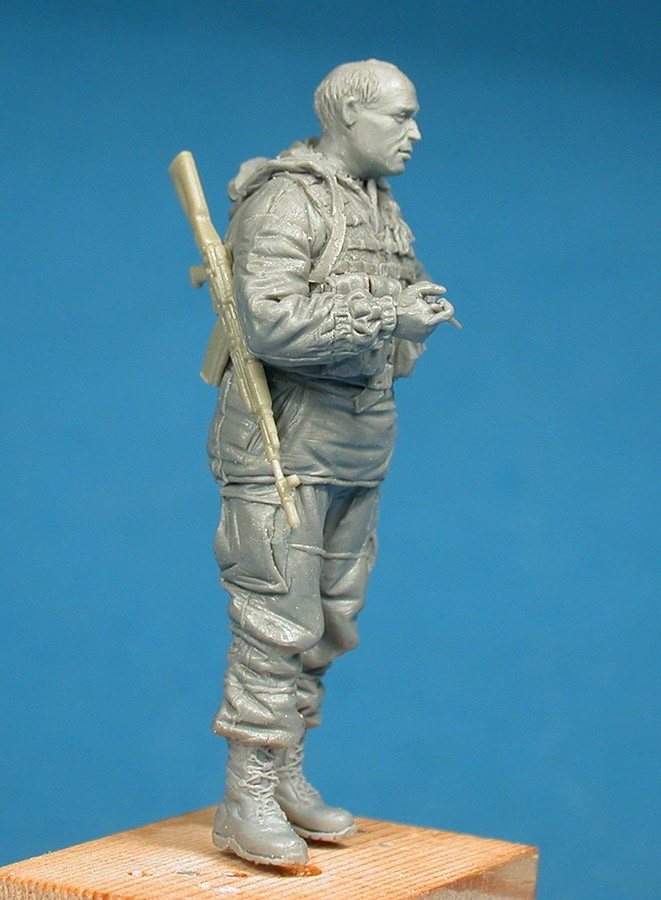 1/35 现代新俄罗斯志愿师民兵