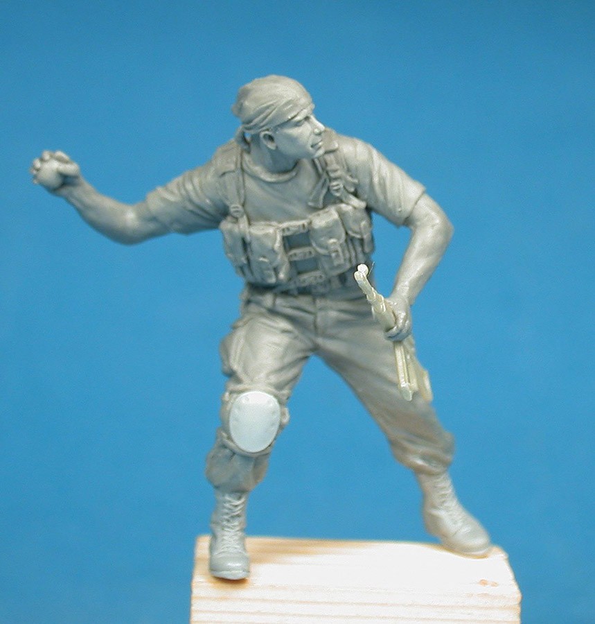 1/35 现代新俄罗斯志愿师民兵组