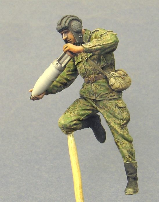 1/35 现代俄罗斯坦克兵(1) - 点击图像关闭